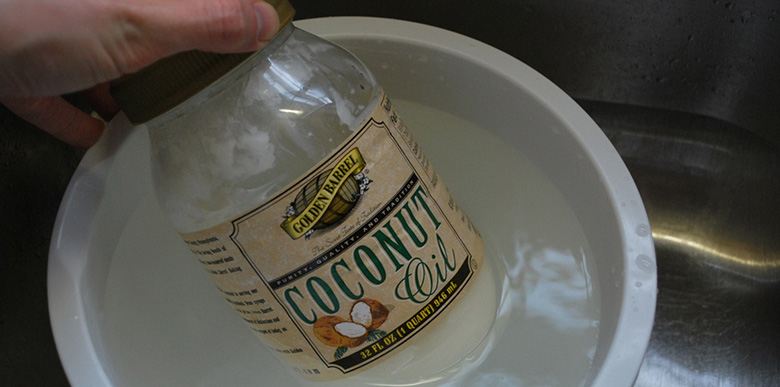 Warm-and-Crispy-Medicated-Coconut-Oil