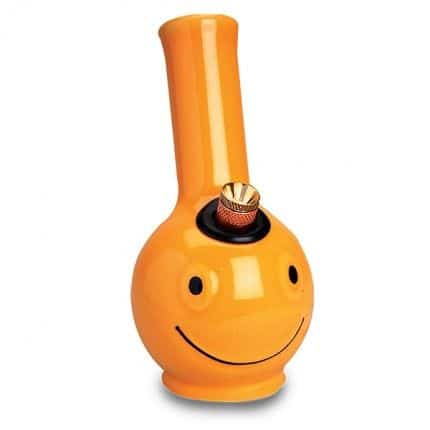 SMILEY FACE WATER PIPE